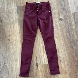 No Boundaries Maroon 3-Button Skinny Pants Size 5